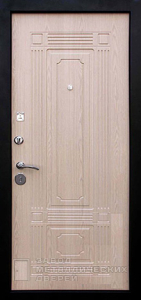 Фото «Дверь с зеркалом №67» в Чехову